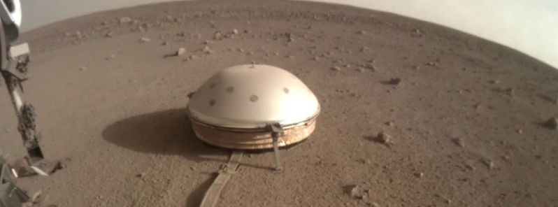 insight-lander-reveals-surprising-data-about-seismicity-on-mars