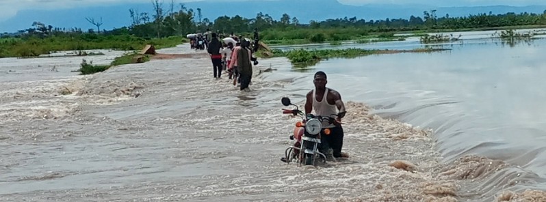 Rivers overflow as heavy rain hits Uganda
