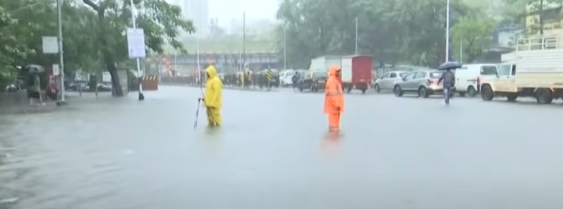 Heavy monsoon rains leave 11 people dead in Mumbai, India
