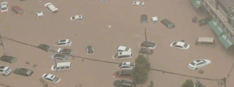 Massive flooding hits Zhengzhou after more than 200 mm (7.8 inches) of rain in just 1 hour, China
