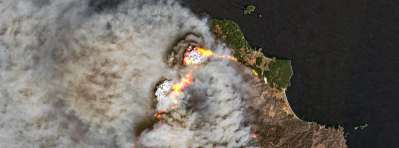 Thousands forced to evacuate as massive wildfire spreads through Greek island of Evia