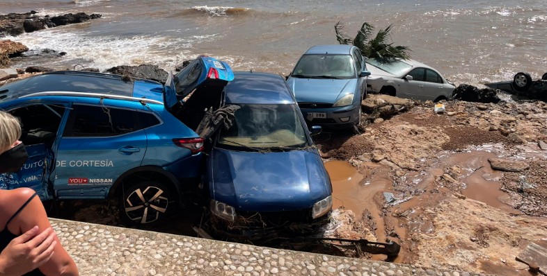 Severe flash floods hit Alcanar after 77 mm (3 inches) of rain in 30 minutes – Catalonia, Spain