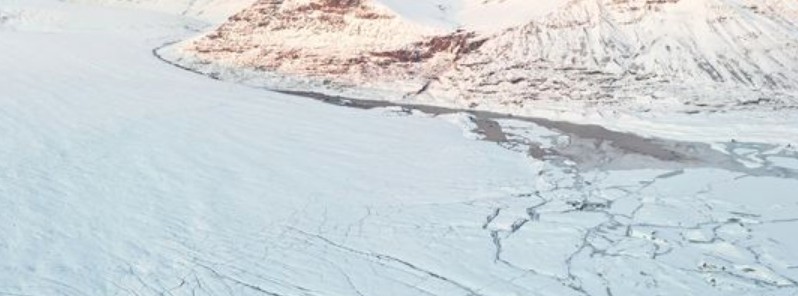 Ice sheet in Grímsvötn subsided 17 m (55.8 feet) in 9 days, Iceland