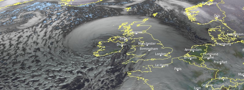 Severe winds hit Ireland as Storm Barra rolls in, leaving 60 000 customers without power