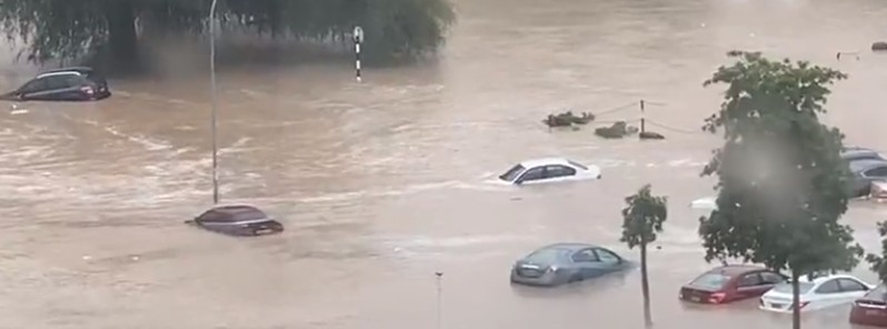 Extremely heavy rains cause deadly floods in Oman and Iran