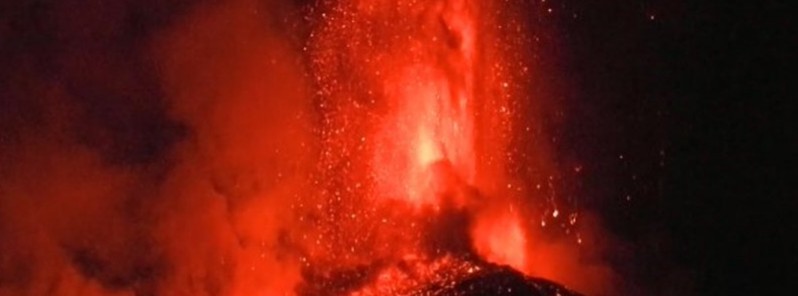 Powerful eruption at Etna volcano, heavy ash emissions to 10 km (32 800 feet) a.s.l., Italy