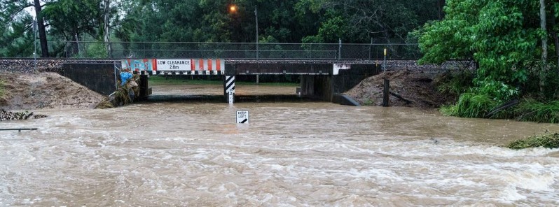 Major floods as torrential rainfall continues falling over Queensland, Australia
