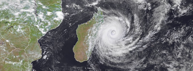 very-dangerous-tropical-cyclone-emnati-to-make-landfall-over-madagascar