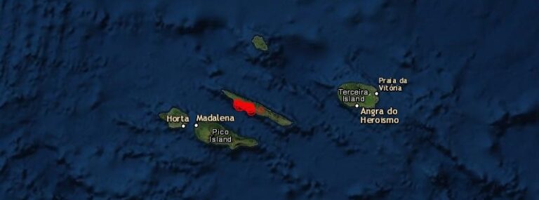 Intense earthquake swarm under São Jorge volcano, Azores