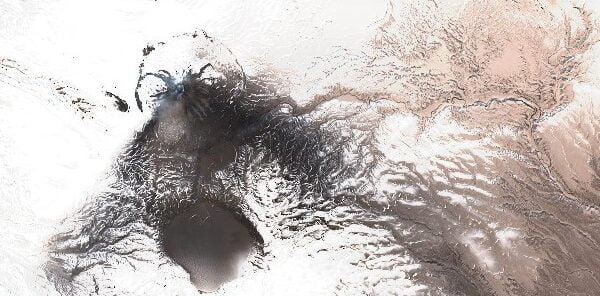 karymsky volcano april 27 2022 sentinel-2