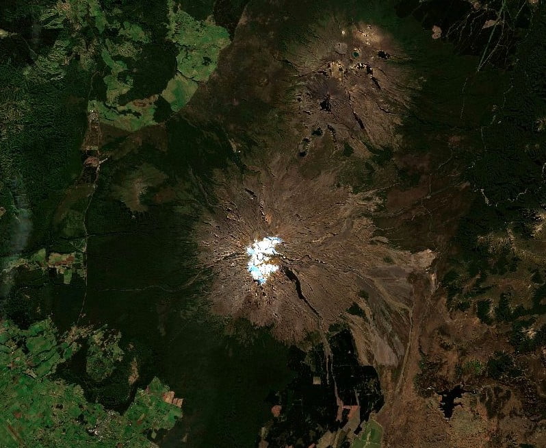 ruapehu volcano april 26 2022 sentinel-2