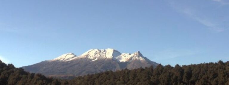 ruapehu volcano new zealand april 26 2022