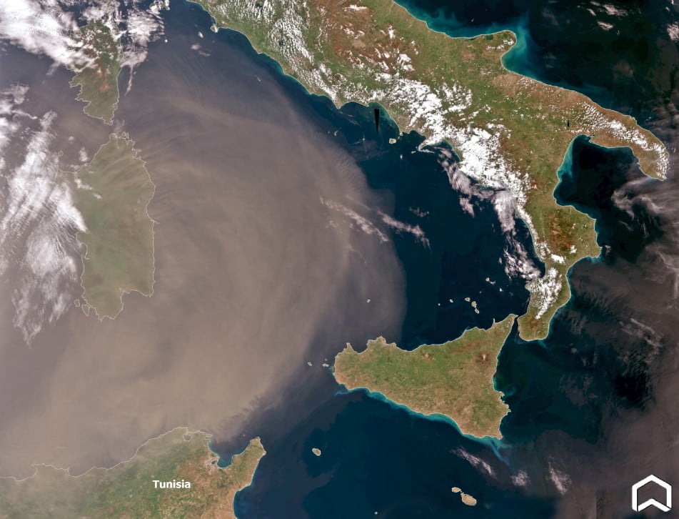 sentinel-3 dust cloud over corsica and sardinia on April 23 2022