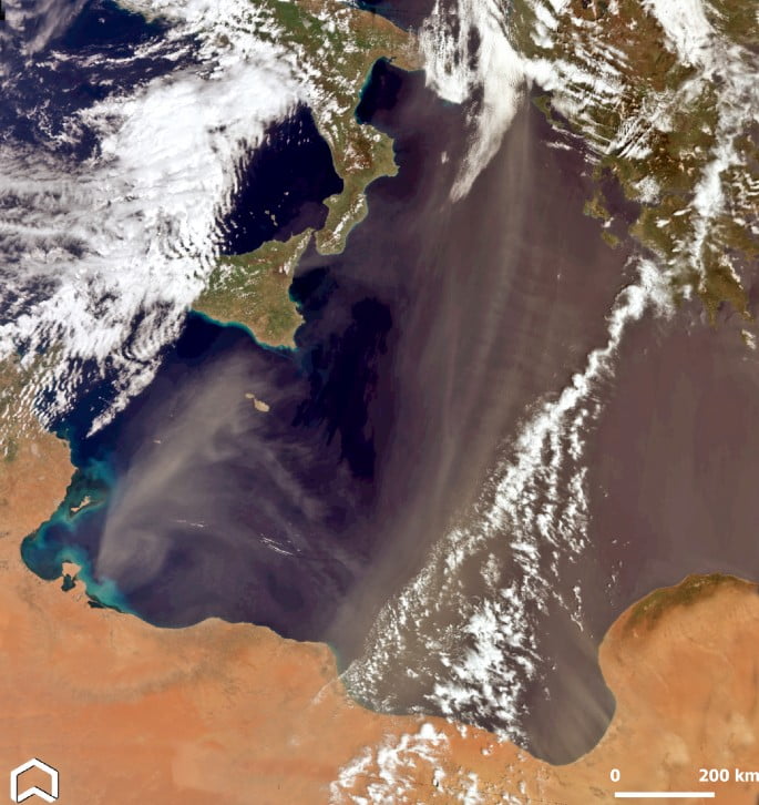 sentinel-3 dust cloud over mediterranean sea on April 22, 2022