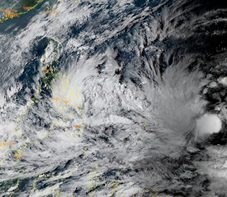Tropical Depression Agaton at 08:10 UTC on April 9, 2022