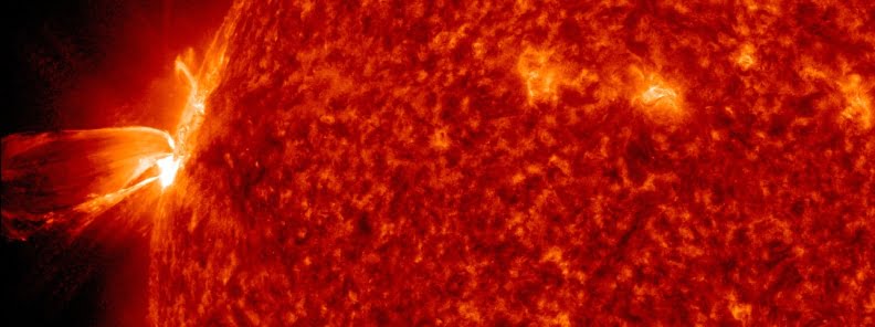Major X1.1 solar flare erupts from Active Region 2994