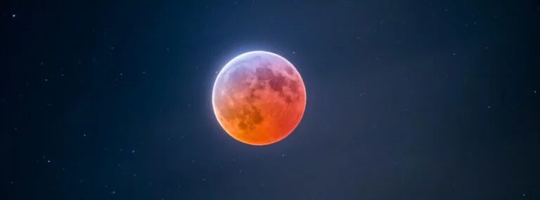a total eclipse of the moon by aaron collier