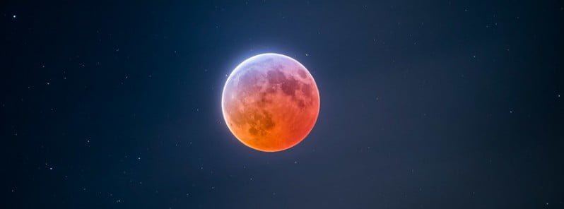 a total eclipse of the moon by aaron collier
