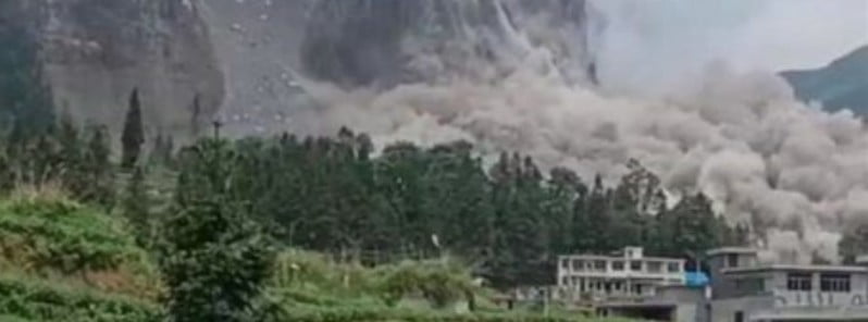 Large rockslide hits Bijie City, Guizhou, China 