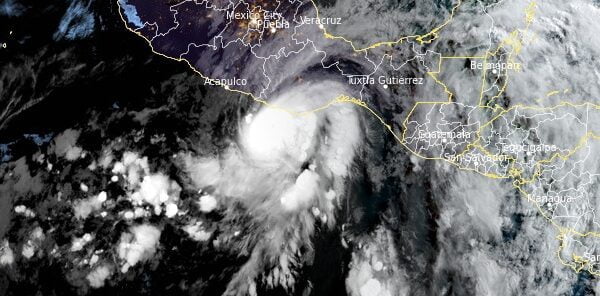 Extremely dangerous coastal surge expected as Hurricane “Agatha” makes landfall in Oaxaca, Mexico