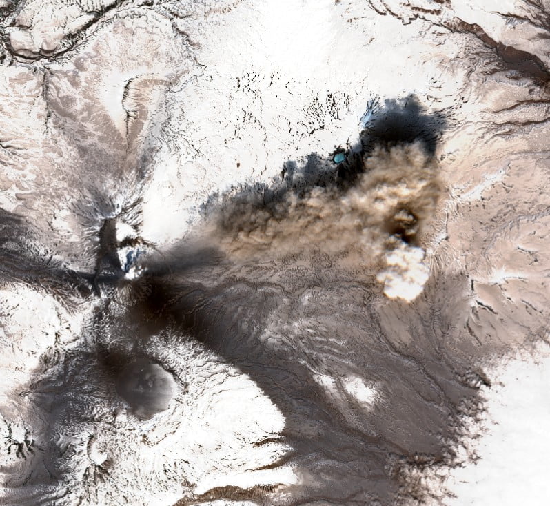 karymsky eruption may 19 2022 bg