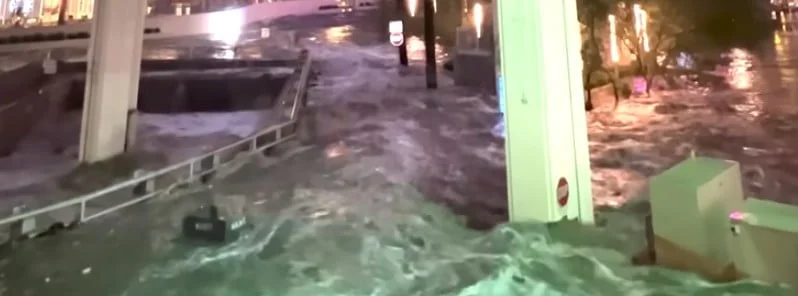 Las Vegas Casinos Flood During Rare Thunderstorm