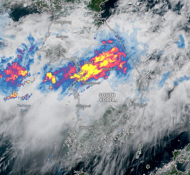 south korea clouds and rainfall 04z august 8 2022