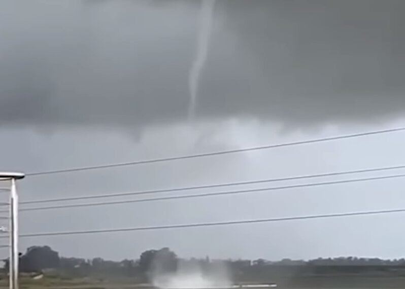 Waterspout makes landfall in Western Cape, blowing off roofs and fences, South Africa