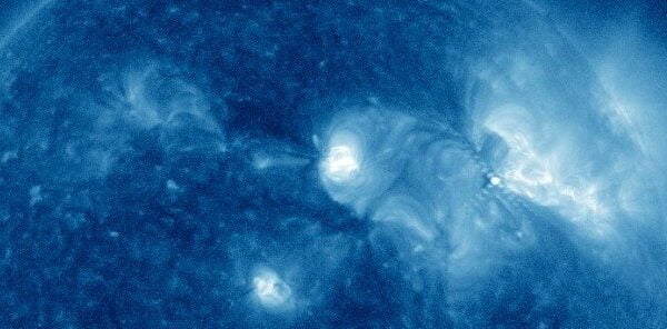 M3.9 and M1.5 solar flares erupt from AR 3112