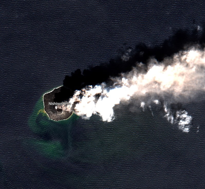Nishinoshima volcano on October 1, 2022. Credit: Copernicus EU/Sentinel-2, EO Browser, The Watchers