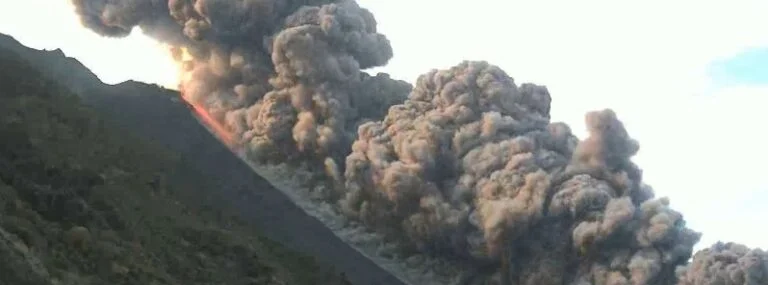 stromboli pyroclastic flow october 9 2022 f