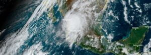 Hurricane “Roslyn” makes landfall in Nayarit, Mexico