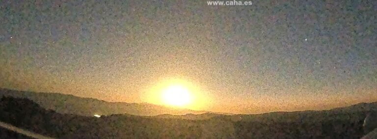very bright fireball over southern spain october 14 2022