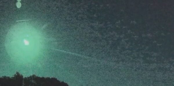 Bright Taurid fireball off the coast of Massachusetts and Rhode Island november 4 2022