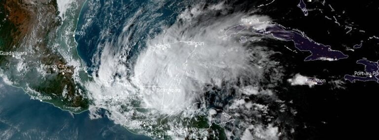 Hurricane "Lisa" at 22:10 UTC on November 2, 2022