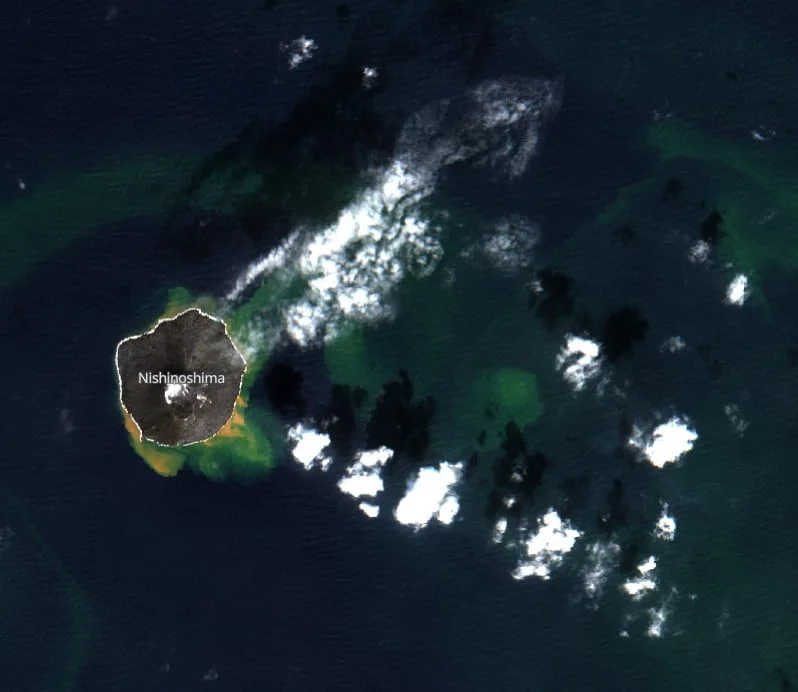 nishinoshima november 15 2022 sentinel-2 bg