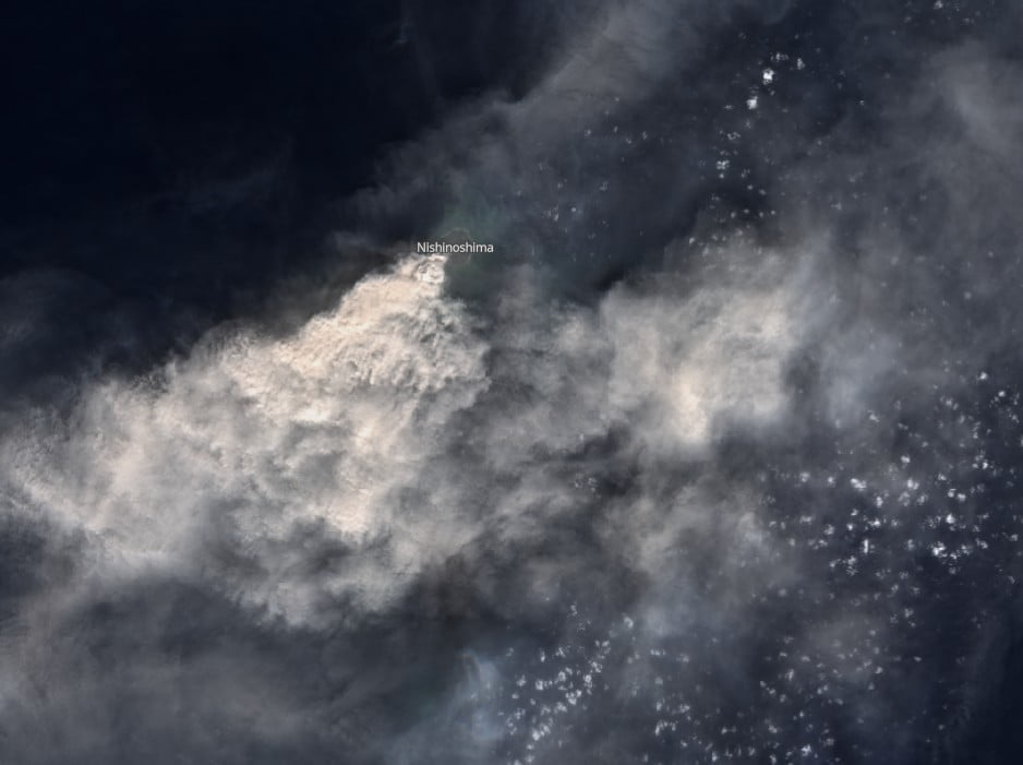 Nishinoshima volcano on October 8, 2022