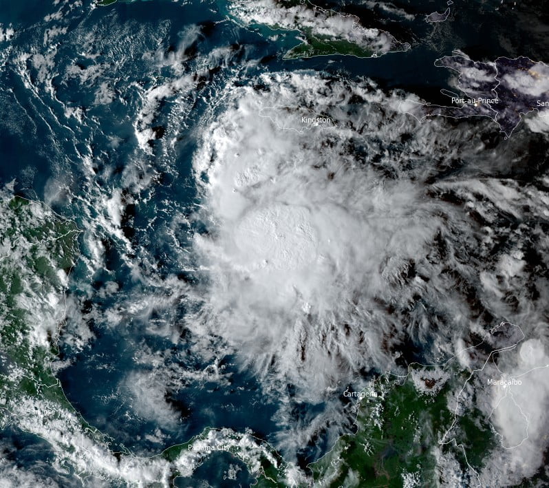 tropical storm lisa at 2130z october 31 2022 bg