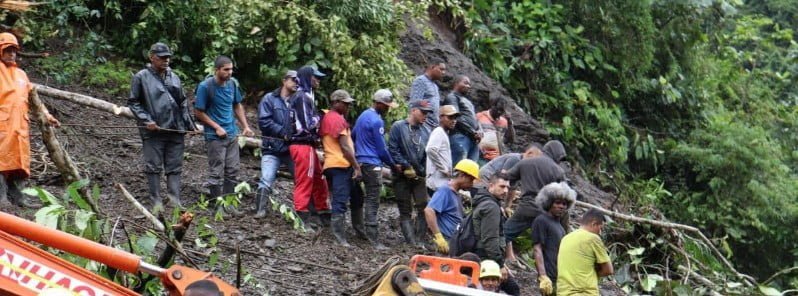 Landslide buries bus in Colombia, leaving at least 12 people dead