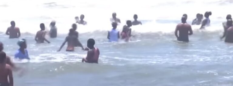 Unusually large wave hits South African beach, killing 3 people and injuring 17