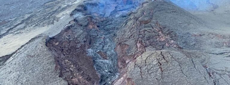 mauna loa fissure 3 on december 12 2022 f