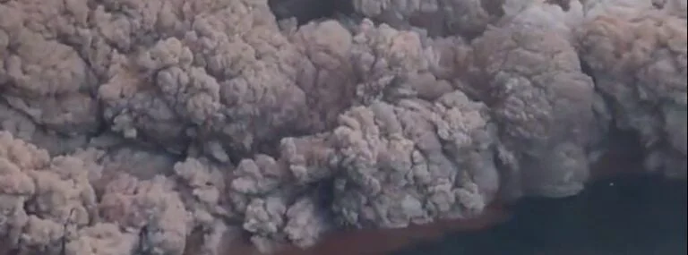 pyroclastic flow stromboli volcano december 4 2022 f