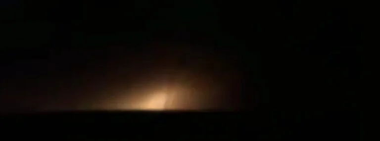 Severe dust storm turns day into night in Chaco, Argentina