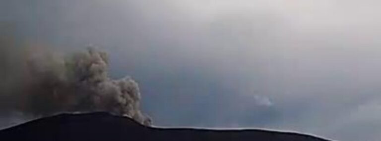 anak krakatau eruption january 3 2022 f
