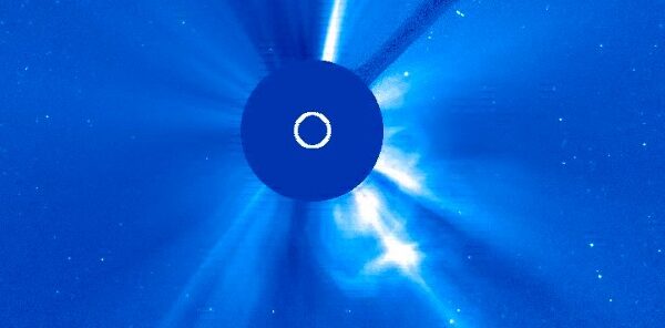 Increased solar activity – glancing blow possible on January 19