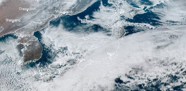 Severe winter storm causes disruptions and loss of life in Japan