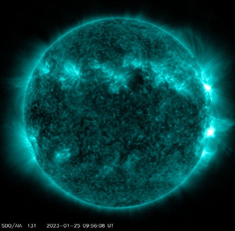 m4.6 solar flare january 25 2023 bg