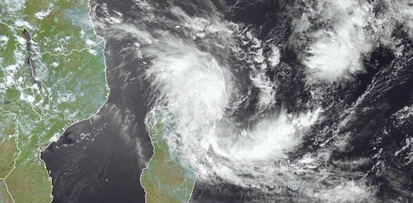 Red alerts in effect as Tropical Cyclone “Cheneso” makes landfall in Madagascar