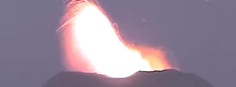 villarrica strombolian activity january 12 2023 f