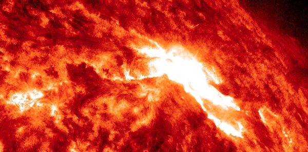 Long-duration M6.3 solar flare erupts from AR 3229, CME produced, S1 solar radiation storm